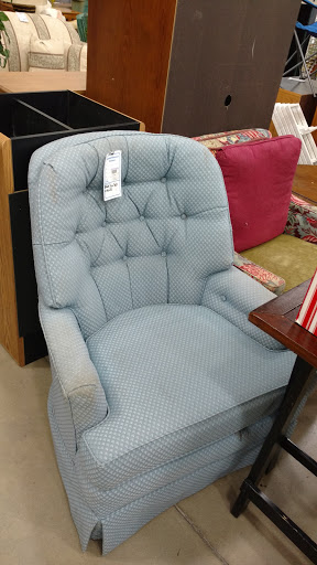 Thrift Store «Goodwill Ocala Superstore Adjacent to Paddock Mall», reviews and photos, 2830 SW 27th Ave, Ocala, FL 34471, USA