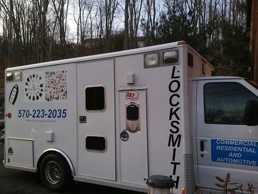 Locksmith «Pocono Lock Doctor, Locksmith», reviews and photos, 52 Arbutus Ln, East Stroudsburg, PA 18302, USA