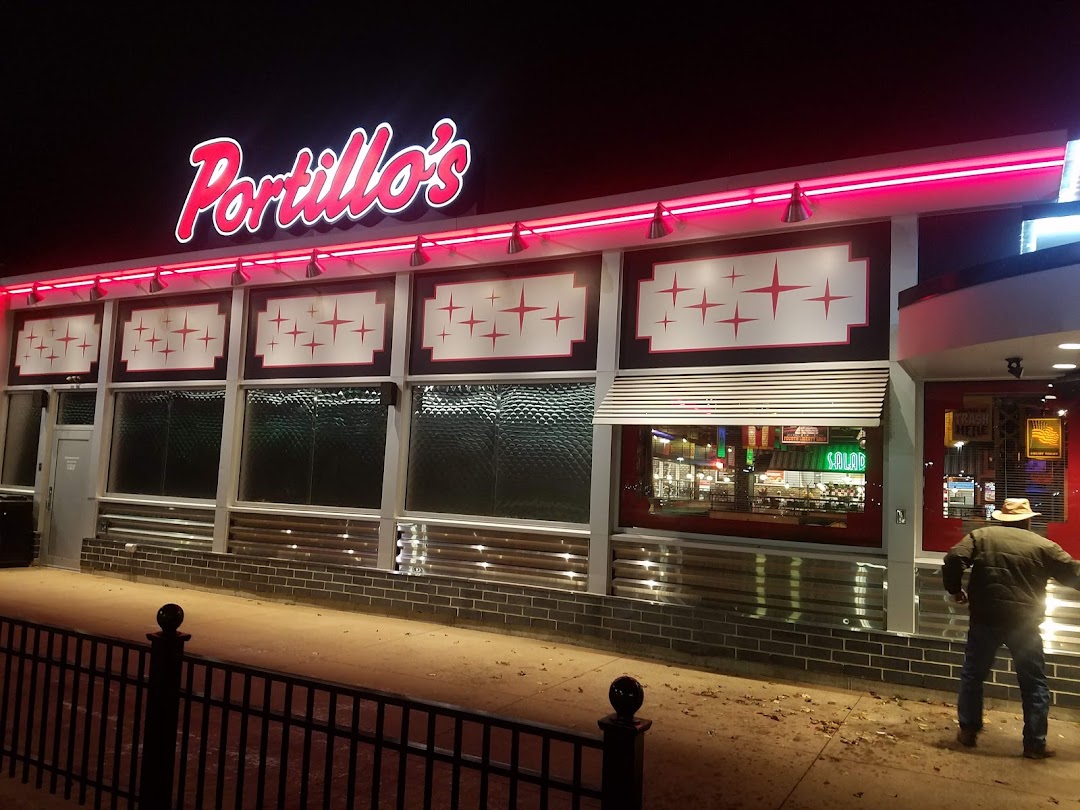 Portillos Hot Dogs