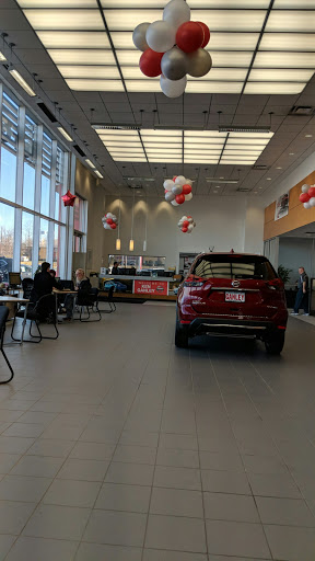 Nissan Dealer «Ken Ganley Nissan», reviews and photos, 5180 Montville Dr, Medina, OH 44256, USA