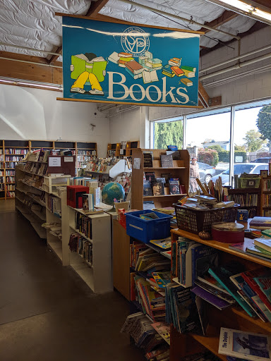 Thrift Store «St. Vincent de Paul Thrift Store & Donation Center, Fremont», reviews and photos, 3777 Decoto Rd, Fremont, CA 94555, USA