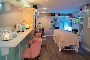 Debby's Boutique Spa image