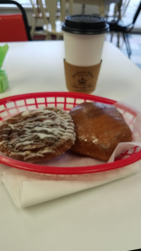 Donut Shop «The Donut Palace», reviews and photos, 37 Clarkson Rd, Ellisville, MO 63011, USA