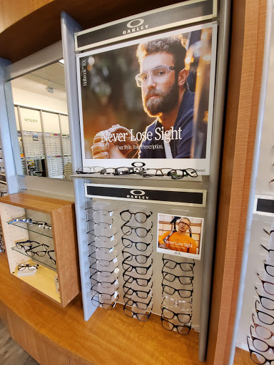 Eye Care Center «Pearle Vision», reviews and photos, 3063 Meadowlark Lane #10, Altoona, WI 54720, USA