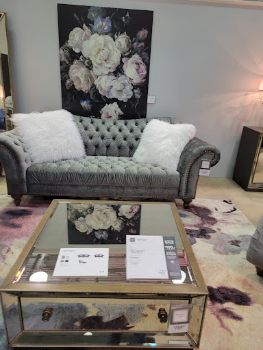 Furniture Store «Value City Furniture», reviews and photos, 3355 Mall Loop Dr, Joliet, IL 60431, USA