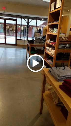 Clothing Store «J.Crew Factory», reviews and photos, 5050 Factory Shops Blvd #1035, Castle Rock, CO 80108, USA