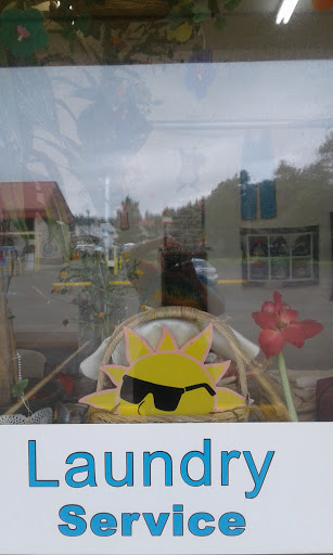 Laundromat «Posh Wash. Laundromat With Drop Off Laundry Service», reviews and photos, 660 SW Hwy 101, Lincoln City, OR 97367, USA