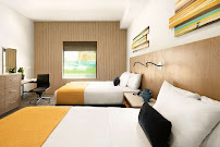 Holiday Inn Express & Suites San Pablo - Richmond Area, an IHG Hotel - Photo 2 - Car repair in San Pablo, CA, Berkeley