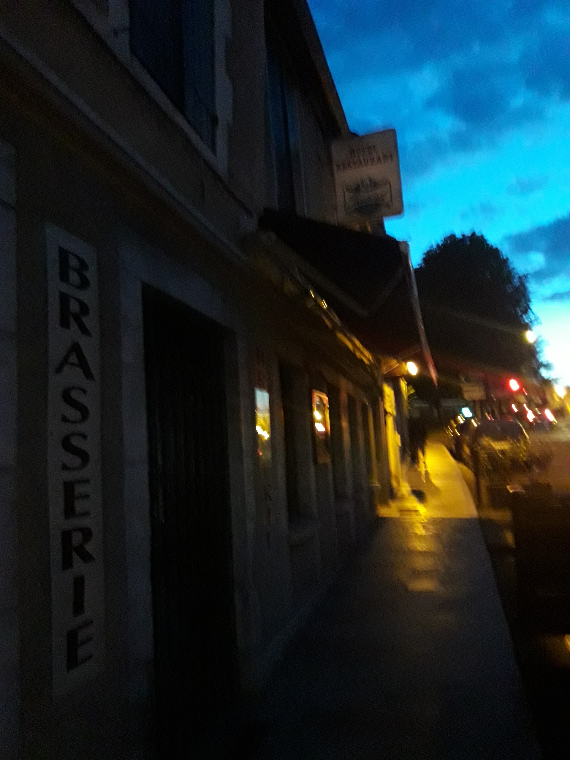 Photo n° 2 de l'avis de DOSS.O fait le 22/07/2017 à 20:06