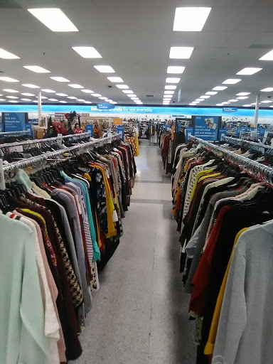 Clothing Store «Ross Dress for Less», reviews and photos, 2519 Tuscany St, Corona, CA 92881, USA