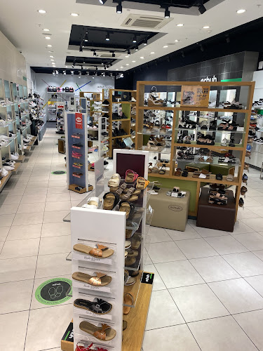 Reviews of schuh in Milton Keynes - Shoe store