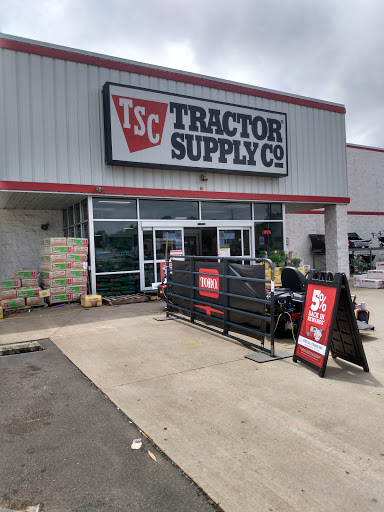 Home Improvement Store «Tractor Supply Co.», reviews and photos, 1266 US-641, Paris, TN 38242, USA