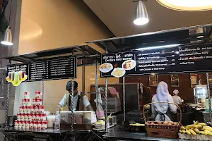 Halal Muslim Food Stalls image