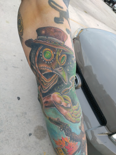 Tattoo Shop «Sacred Dagger Tattoo Studio», reviews and photos, 1131 21st St, Vero Beach, FL 32960, USA