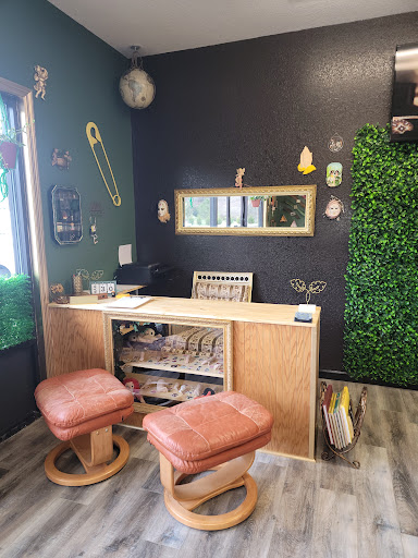 Explore tattoo collarbone ideas, creative tattoo ideas in Hayesville, available at The Upper Room Tat2 Parlor