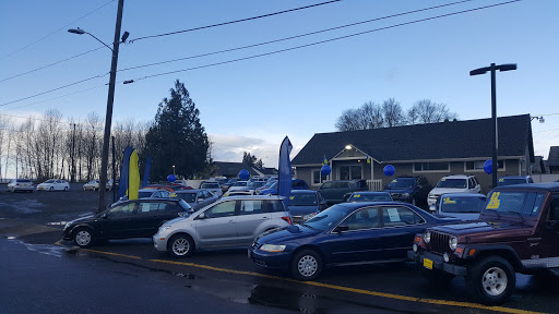 Used Car Dealer «Auto Outlet, Carfax Certified Auto Sales/Financing», reviews and photos, 496 Lancaster Dr SE, Salem, OR 97317, USA