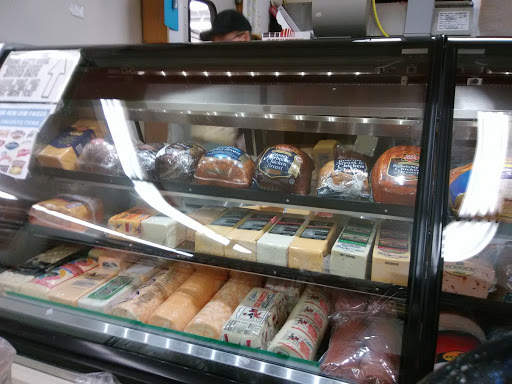 Grocery Store «Todd Sparkle Market», reviews and photos, 1616 Pennsylvania Ave, East Liverpool, OH 43920, USA