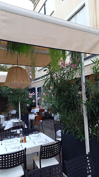 Atmosphère du Restaurant français Le Bistrot des Clercs - Brasserie Valence - n°18