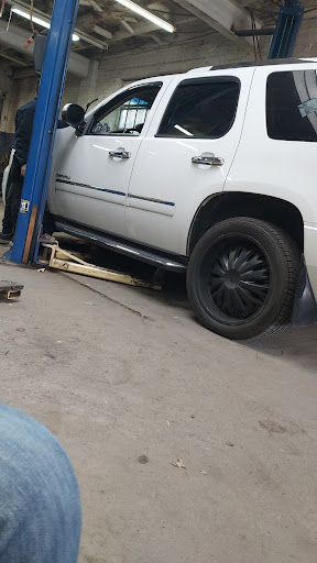 Auto Repair Shop «M&S Auto Repair», reviews and photos, 2422 W Cary St, Richmond, VA 23220, USA