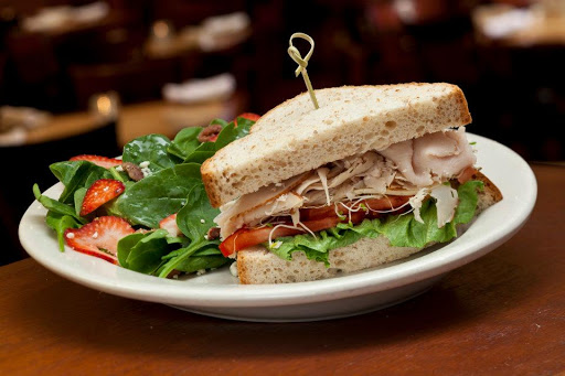 Bar & Grill «Minervas», reviews and photos, 1901 9th Ave SW, Watertown, SD 57201, USA