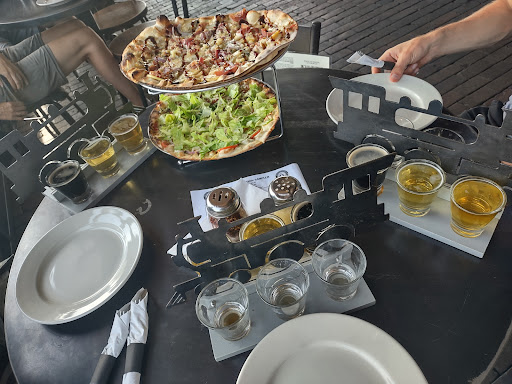 Brewpub «The Filling Station Microbrewery», reviews and photos, 642 Railroad Pl, Traverse City, MI 49686, USA