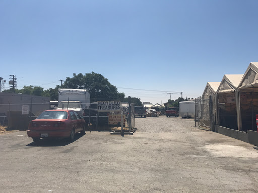 Recycled Treasures Thrift, 7738 W 11th St, Tracy, CA 95304, USA, 