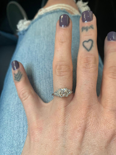 Wholesale Jeweler «Medallion Jewelers», reviews and photos, 308 SW Alder St, Portland, OR 97204, USA