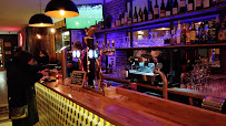 Atmosphère du Restaurant Ô DiVin - Bar & Brasserie / Bar à vin Tapas à Saint-Quentin - n°8