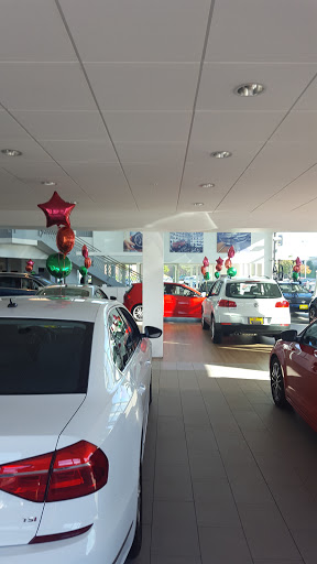 Volkswagen Dealer «Luther Westside Volkswagen», reviews and photos, 2370 MN-100, St Louis Park, MN 55416, USA