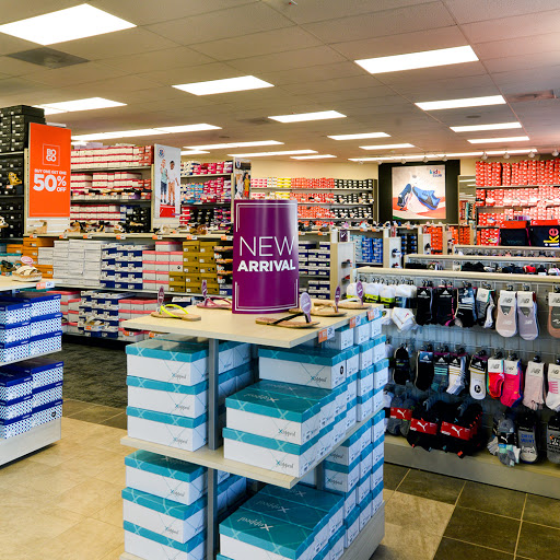 Shoe Store «Rack Room Shoes», reviews and photos, 1819 Matthews Township Pkwy, Matthews, NC 28105, USA