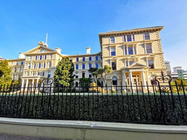 Reviews of Victoria University Law School in Wellington - University