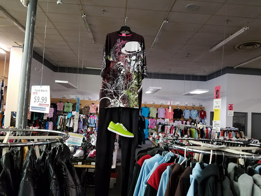 Shopping Mall «Freedom Mart Shopping Center», reviews and photos, 3164 Freedom Dr, Charlotte, NC 28208, USA