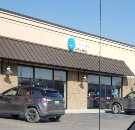 Cell Phone Store «AT&T», reviews and photos, 233 W Avalon Ave, Muscle Shoals, AL 35661, USA