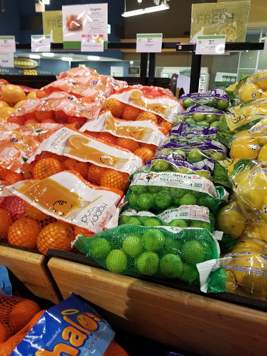 Supermarket «Publix Super Market at Bradford», reviews and photos, 1020 Bradford Plaza Way, Cary, NC 27513, USA