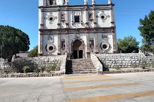 Misión San Ignacio Kadakaamán image