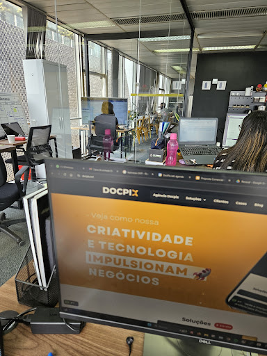 Logo da empresa - DocPix Agência de Marketing e Desenvolvimento Web