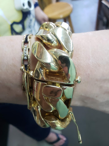 Pawn Shop «Fifth Avenue Jewelry & Pawn», reviews and photos, 8201 US-19, Port Richey, FL 34668, USA