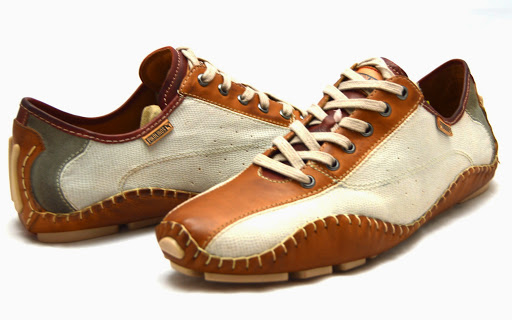 Shoe Store «Reyers Shoe Store», reviews and photos, 40 S Water Ave, Sharon, PA 16146, USA