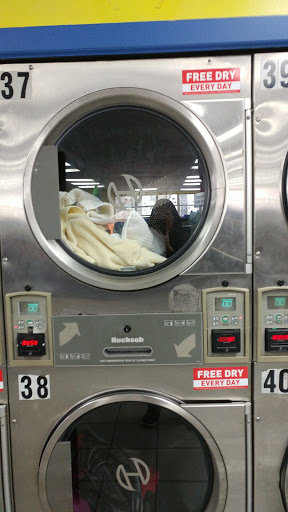 Laundromat «Clean Rite Center 24 HOURS», reviews and photos, 442 39th St, Brooklyn, NY 11232, USA