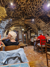 Atmosphère du Crêperie La Petite Cave à Menton - n°9