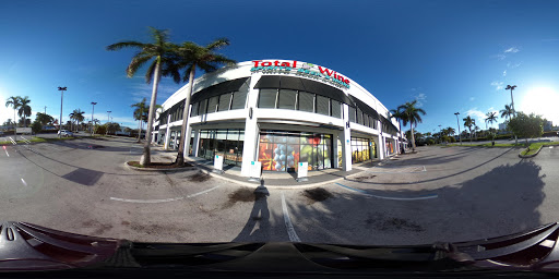 Wine Store «Total Wine & More», reviews and photos, 14750 Biscayne Blvd, North Miami Beach, FL 33181, USA