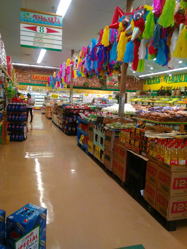 Supermarket «Vallarta Supermarkets», reviews and photos, 600 Bear Mountain Blvd, Arvin, CA 93203, USA