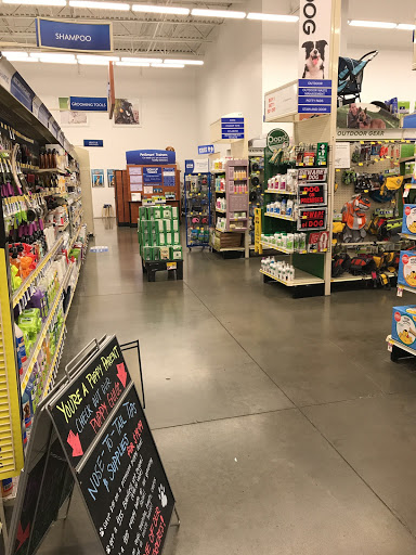 Pet Supply Store «PetSmart», reviews and photos, 13764 W Bell Rd, Surprise, AZ 85374, USA