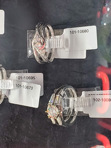 Jewelry Store «The Goldsmith», reviews and photos, 177 S Main St, Fond du Lac, WI 54935, USA