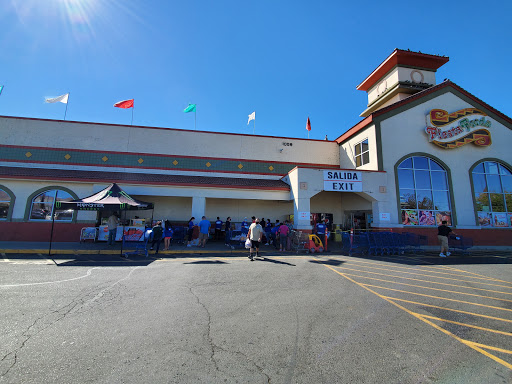 Grocery Store «Fiesta Foods», reviews and photos, 1008 E Nob Hill Blvd, Yakima, WA 98901, USA