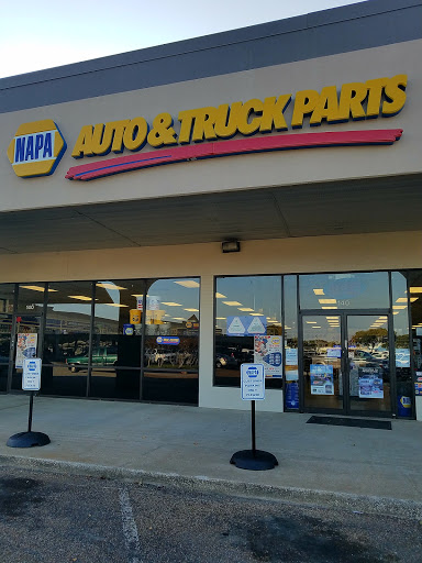 Auto Parts Store «NAPA Auto Parts - Lewisville Auto Parts», reviews and photos, 1165 S Stemmons Fwy Suite #140, Lewisville, TX 75067, USA