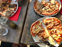 Plats et boissons du Pizzeria La casa de pizza à Fougères - n°2