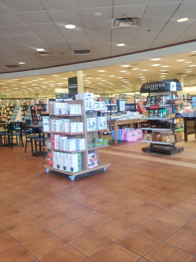 Book Store «Barnes & Noble», reviews and photos, 12193 Fair Lakes Promenade Dr, Fairfax, VA 22033, USA