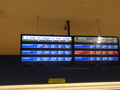 Bowling Alley «Brunswick Zone Lakeside Lanes», reviews and photos, 1254 Dougherty Ferry Rd, Valley Park, MO 63088, USA