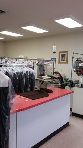 Dry Cleaner «Gateway Cleaners», reviews and photos, 2229 MacDade Boulevard # C, Holmes, PA 19043, USA